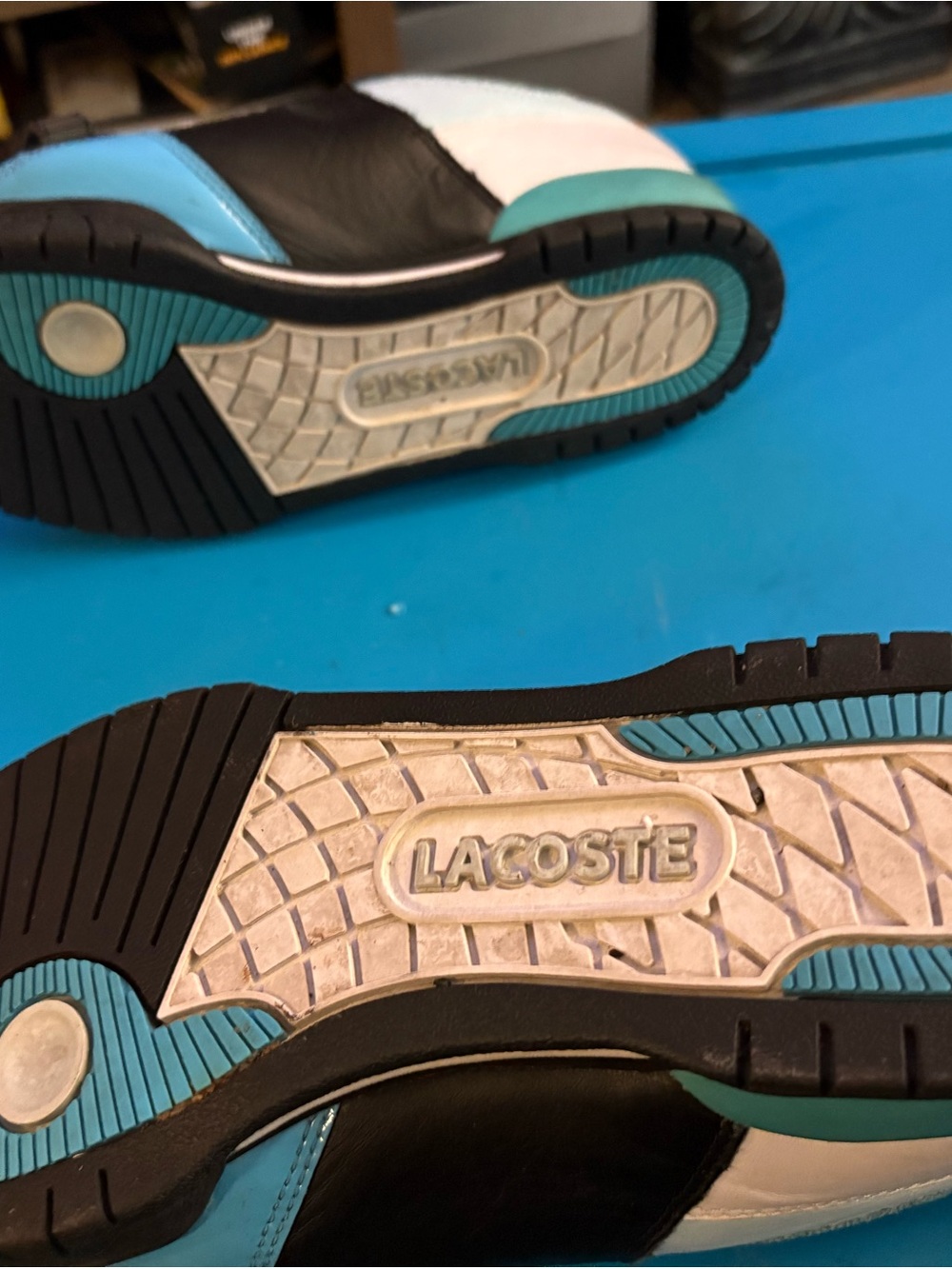 Lacoste Kids Black, White & Teal Low-Top Sneakers